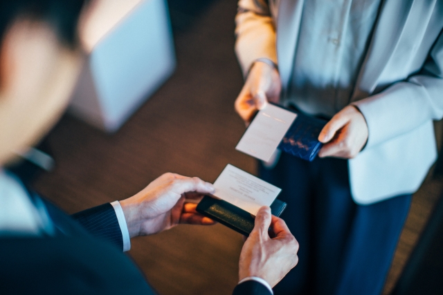 名刺交換,イメージ