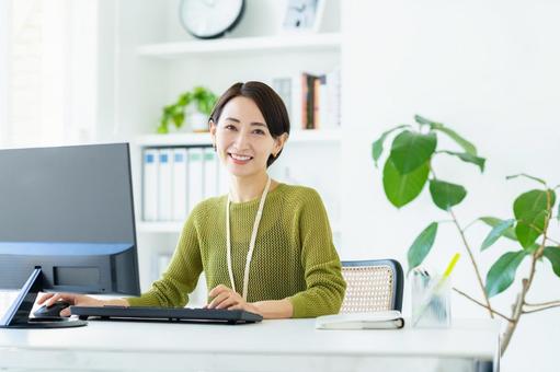 デスクワーク,イメージ