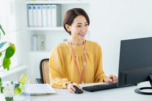 デスクワーク,イメージ