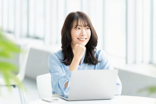 デスクワーク,イメージ
